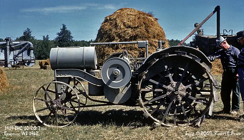Rock River Thresheree Old White Tractor Rock River Thresheree Old White Tractor