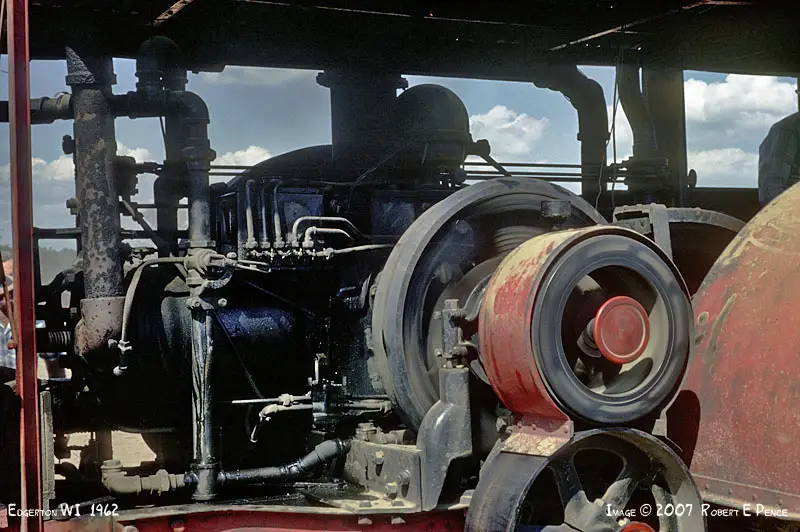 Rock River Thresheree Red Tractor Engine Rock River Thresheree Red Tractor Engine